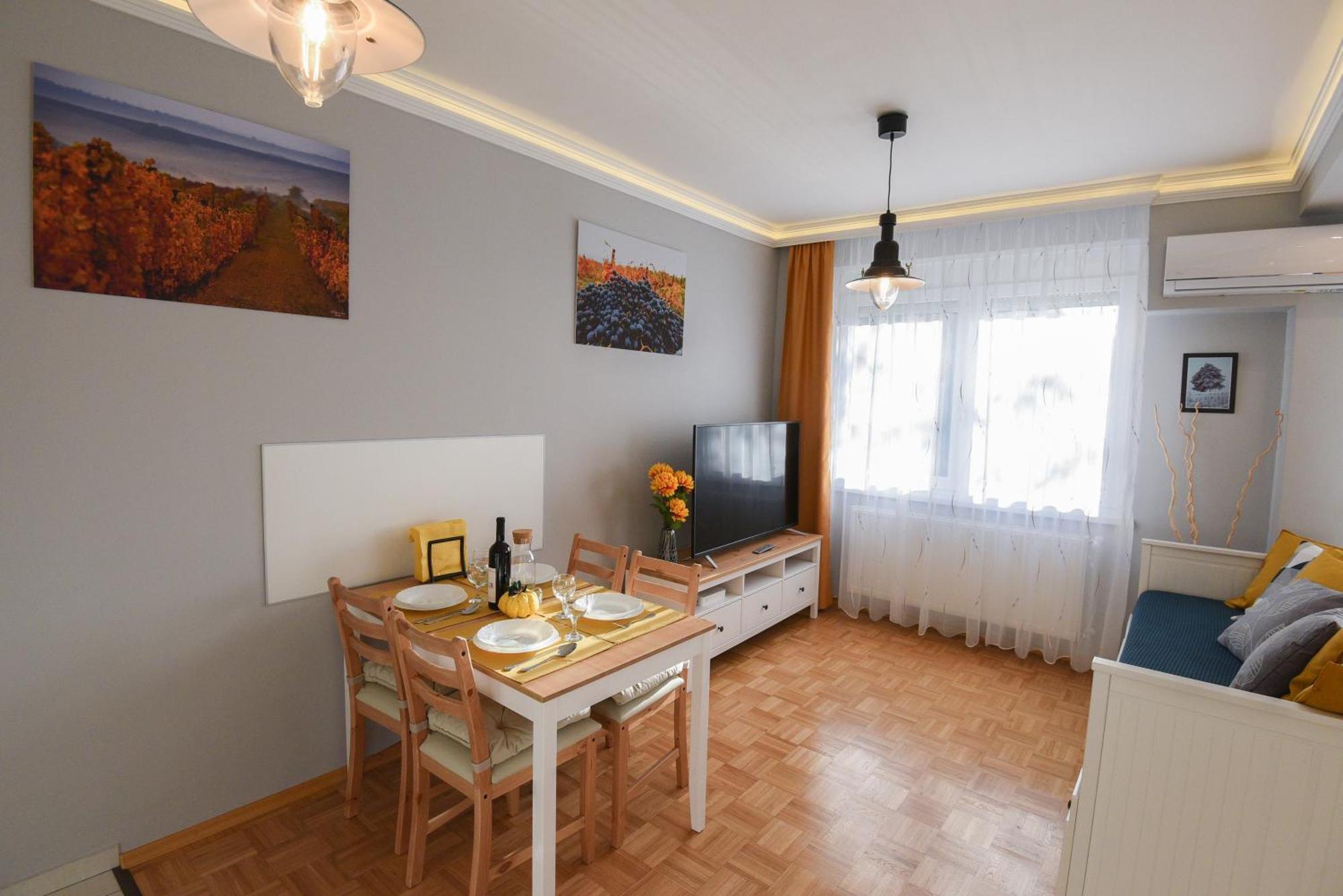 Vitalis Apartman Eger Bagian luar foto