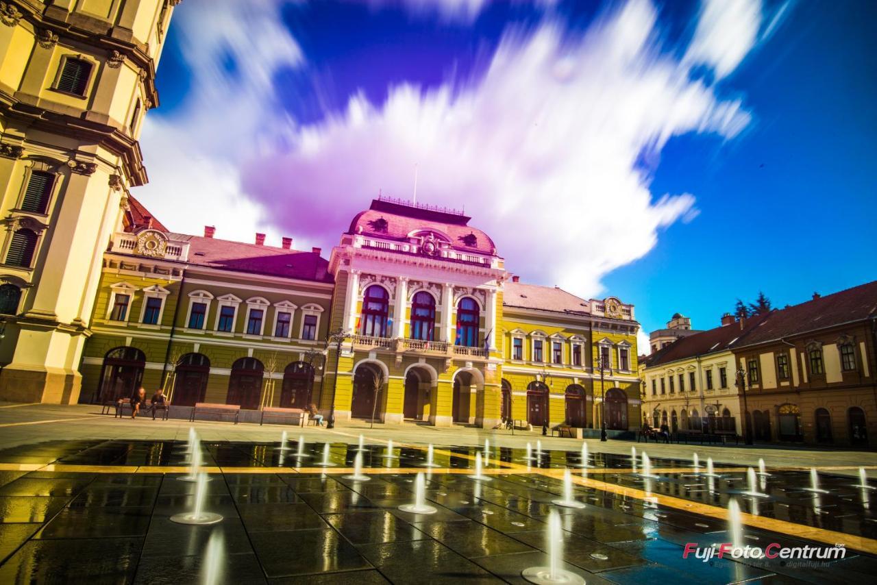 Vitalis Apartman Eger Bagian luar foto